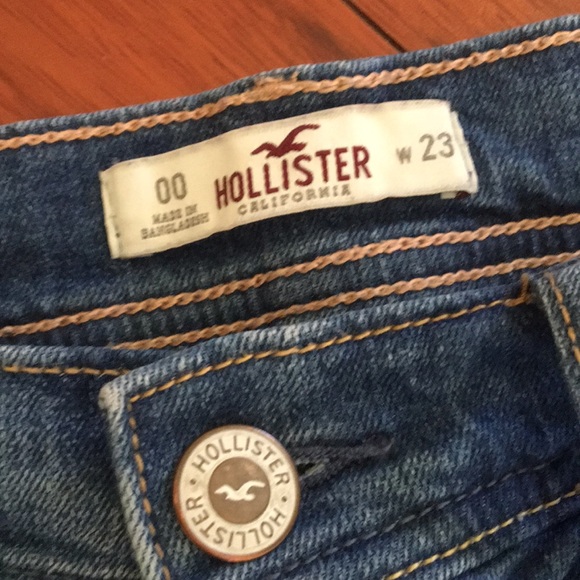 hollister jean shorts - Picture 2 of 3